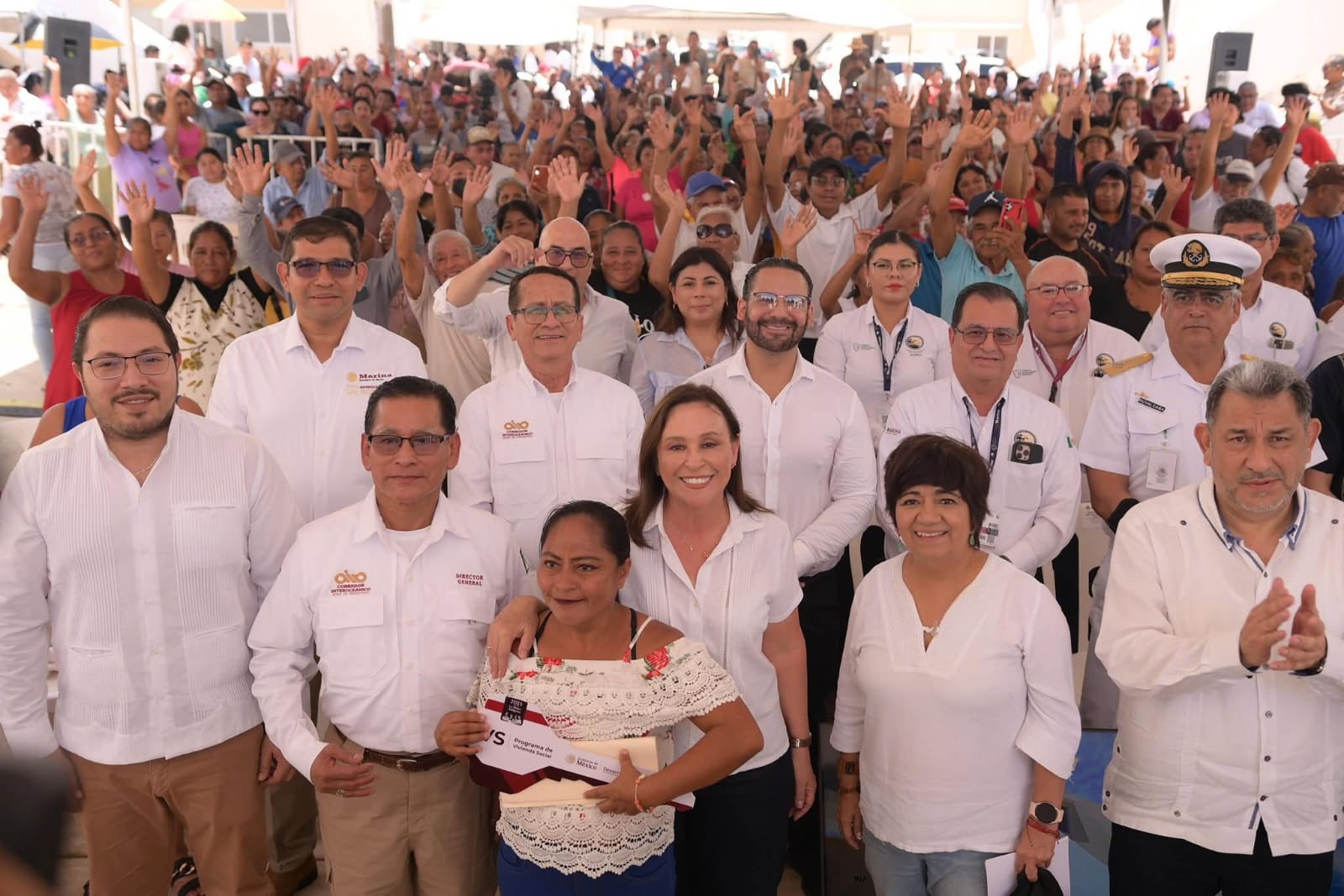 Gobierno de México y Veracruz entregan viviendas a familias reubicadas