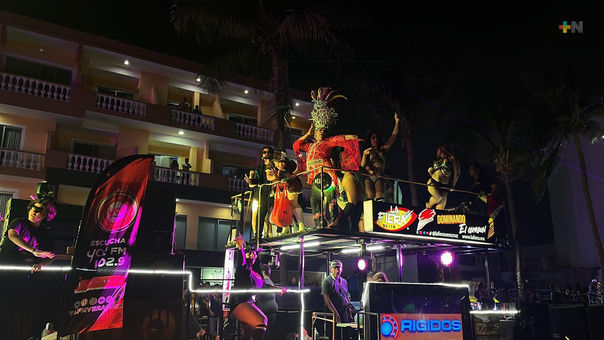 El último desfile del Carnaval de Veracruz 2025 fue una noche de ensueño