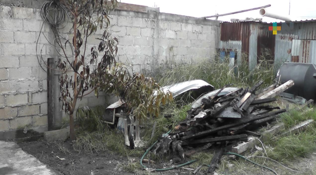 Incendio consume vivienda utilizada como taller en la colonia Bicentenario, en Veracruz