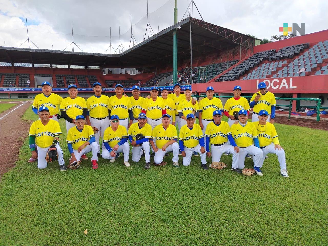 Carrizal es líder de liga de beisbol para veteranos «Fili» Durán