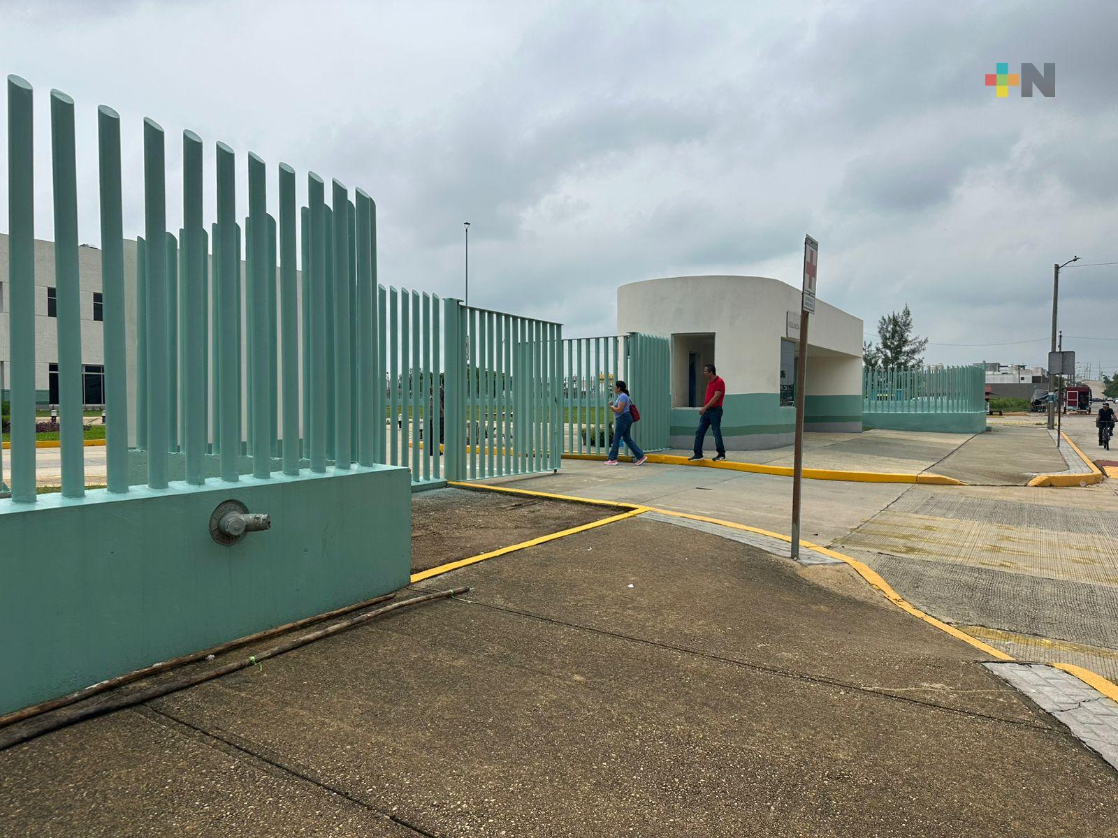 Falso que Hospital Materno Infantil de Coatzacoalcos no esté operando