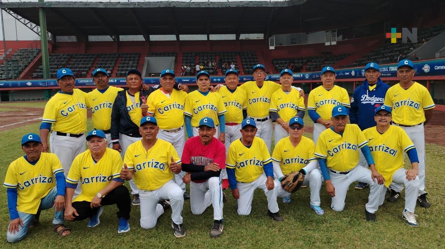 Cachorros campeón de beis de veteranos “FILI”