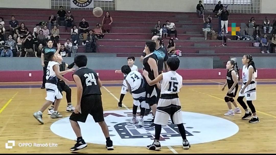 Racers, Halcones y Coyotes, ganadores del basquetbol