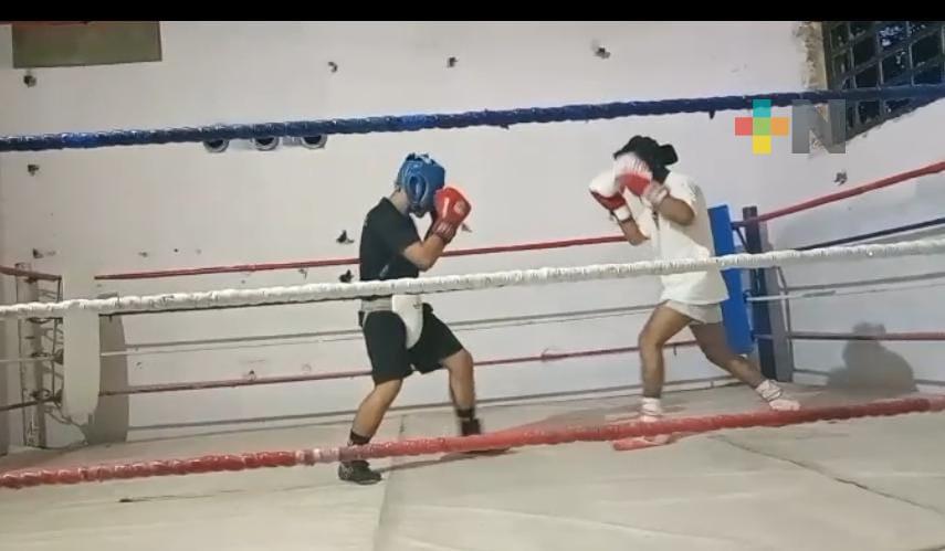 Función de Box en Jalacingo