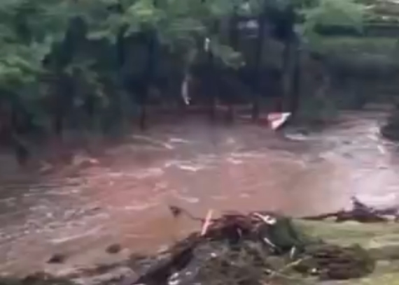 Suman al menos 67 personas fallecidas por inundaciones en Texas