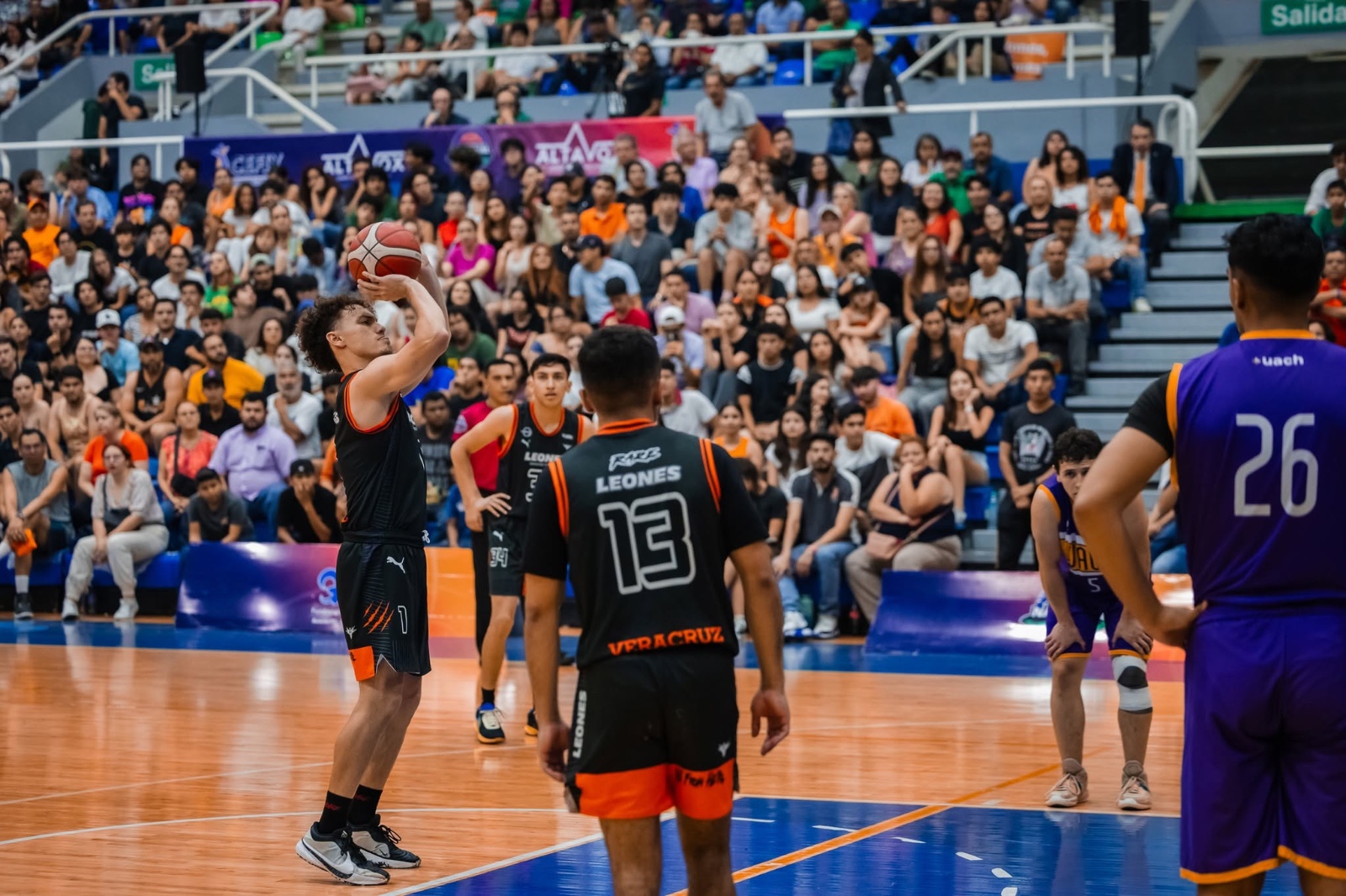 Con basquetbol, Leones Anáhuac inicia pretemporada en Xalapa