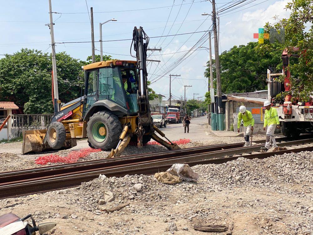 Mantenimiento de Ferromex afecta a vecinos de colonia Albatros en Veracruz