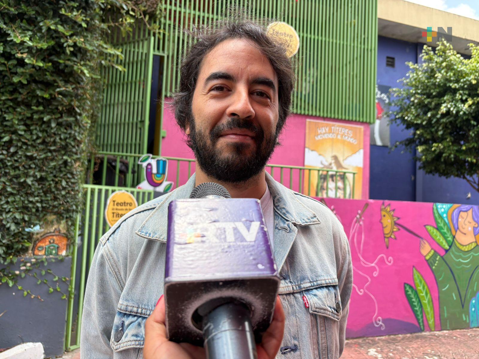 Círculos de lectura también son espacios para convivir y conocer personas
