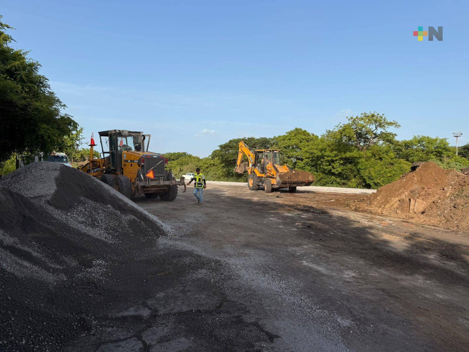 Trabaja SICT en 79 obras de la red carretera federal en Veracruz