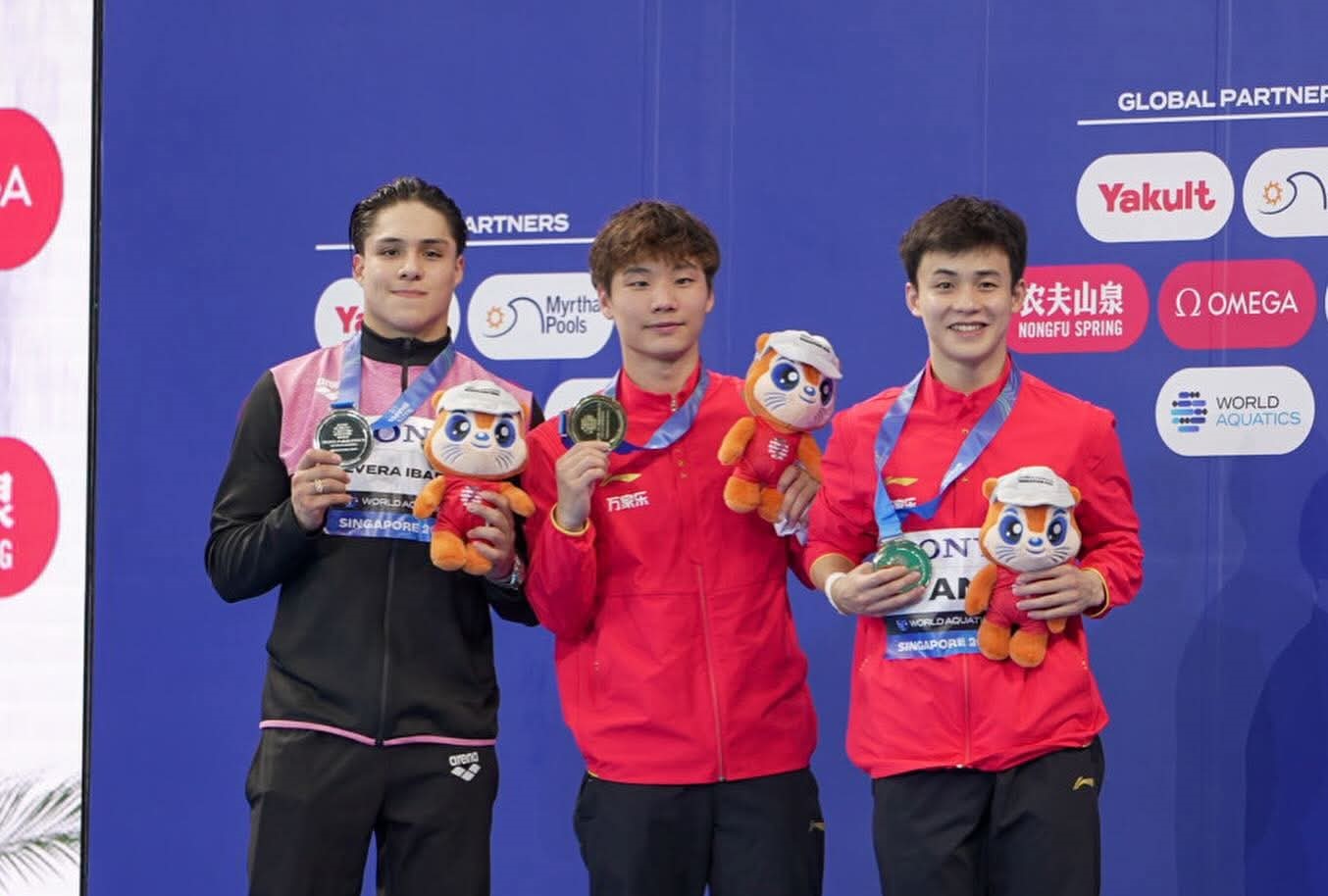 Osmar Olvera logra su segunda plata en el Mundial de Deportes Acuáticos Singapur 2025