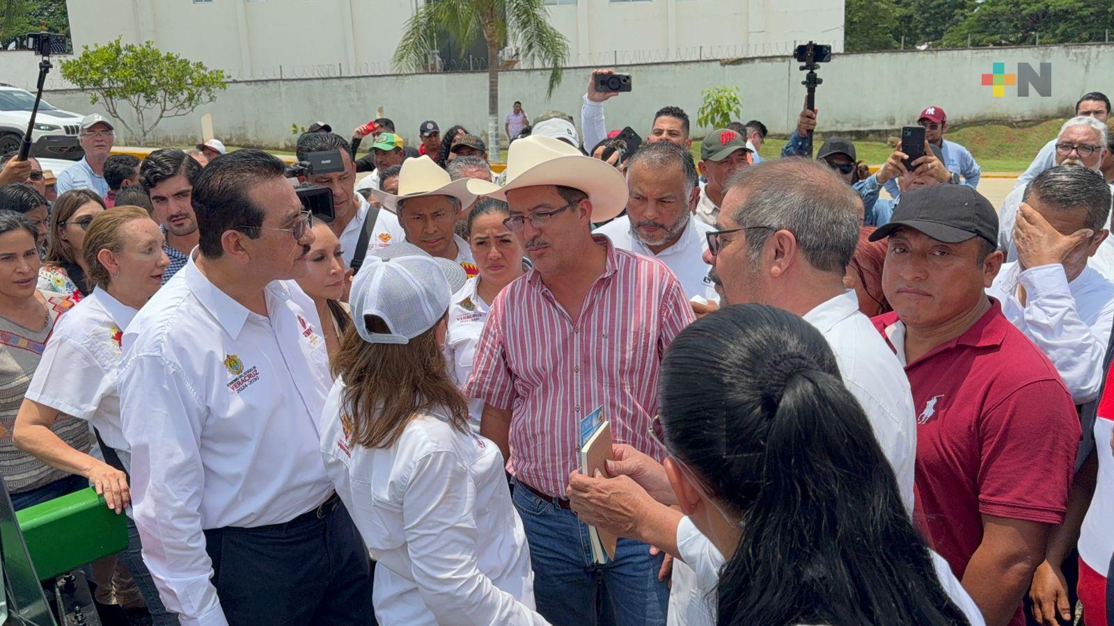 Se reforzará cerco sanitario para cuidar hato ganadero en Veracruz: Rocío Nahle