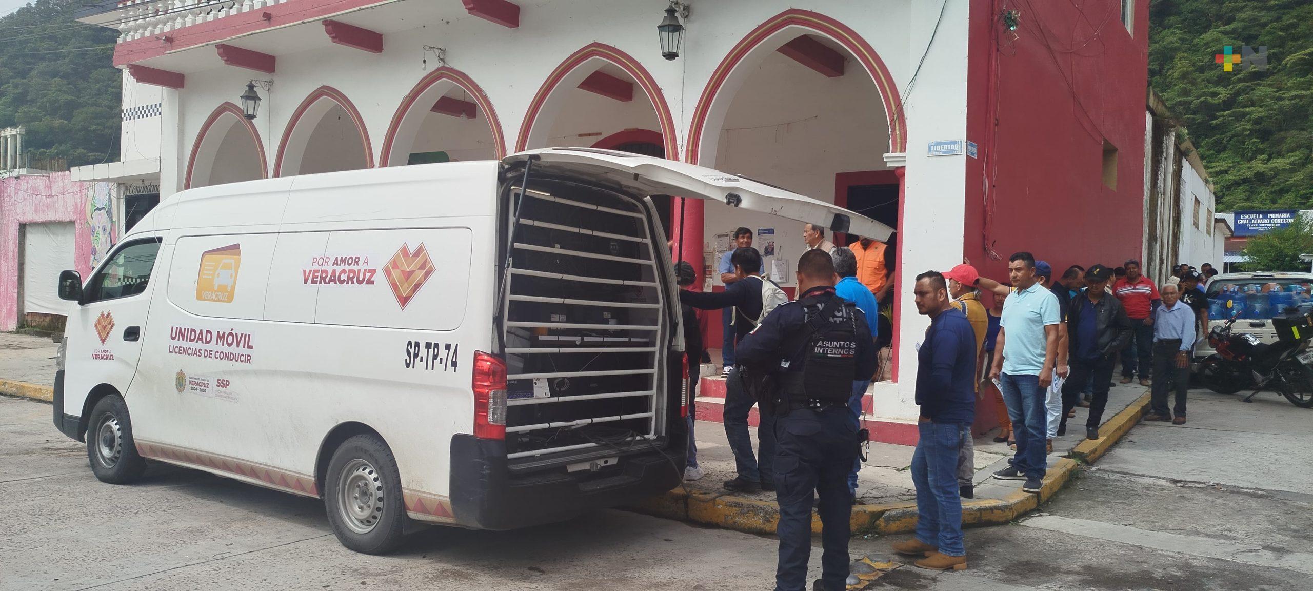 Módulo itinerante para emitir licencias de conducir llega a zonas rurales