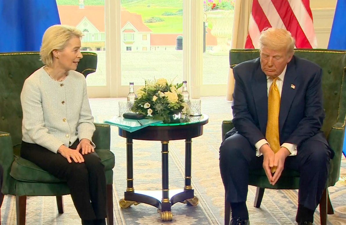 EUA y UE pactan acuerdo arancelario en Escocia