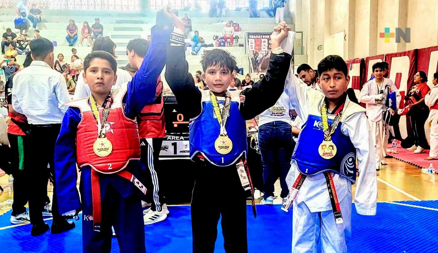 Artemarcialistas de Coatzacoalcos sobresalen en Gran Copa Chiapas de Taekwondo