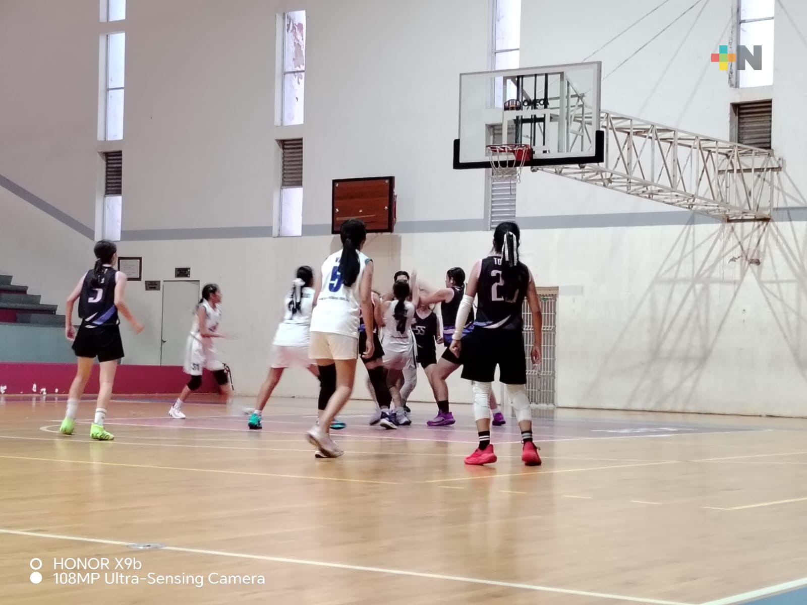 Viernes de finales del basquetbol municipal en Xalapa