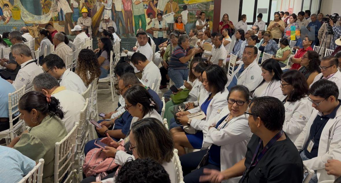 Autoridades de salud descartan fallecimientos por dengue en Veracruz