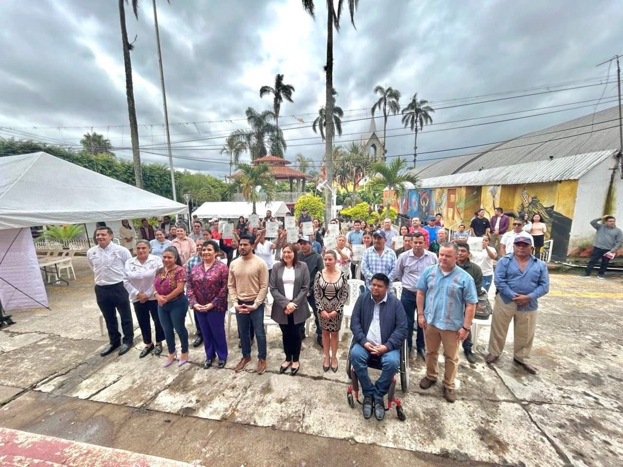 Realiza STPSP Caravana de Servicios en Totutla con más de 400 vacantes