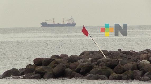 Si va a la playa respete indicaciones de guardavidas