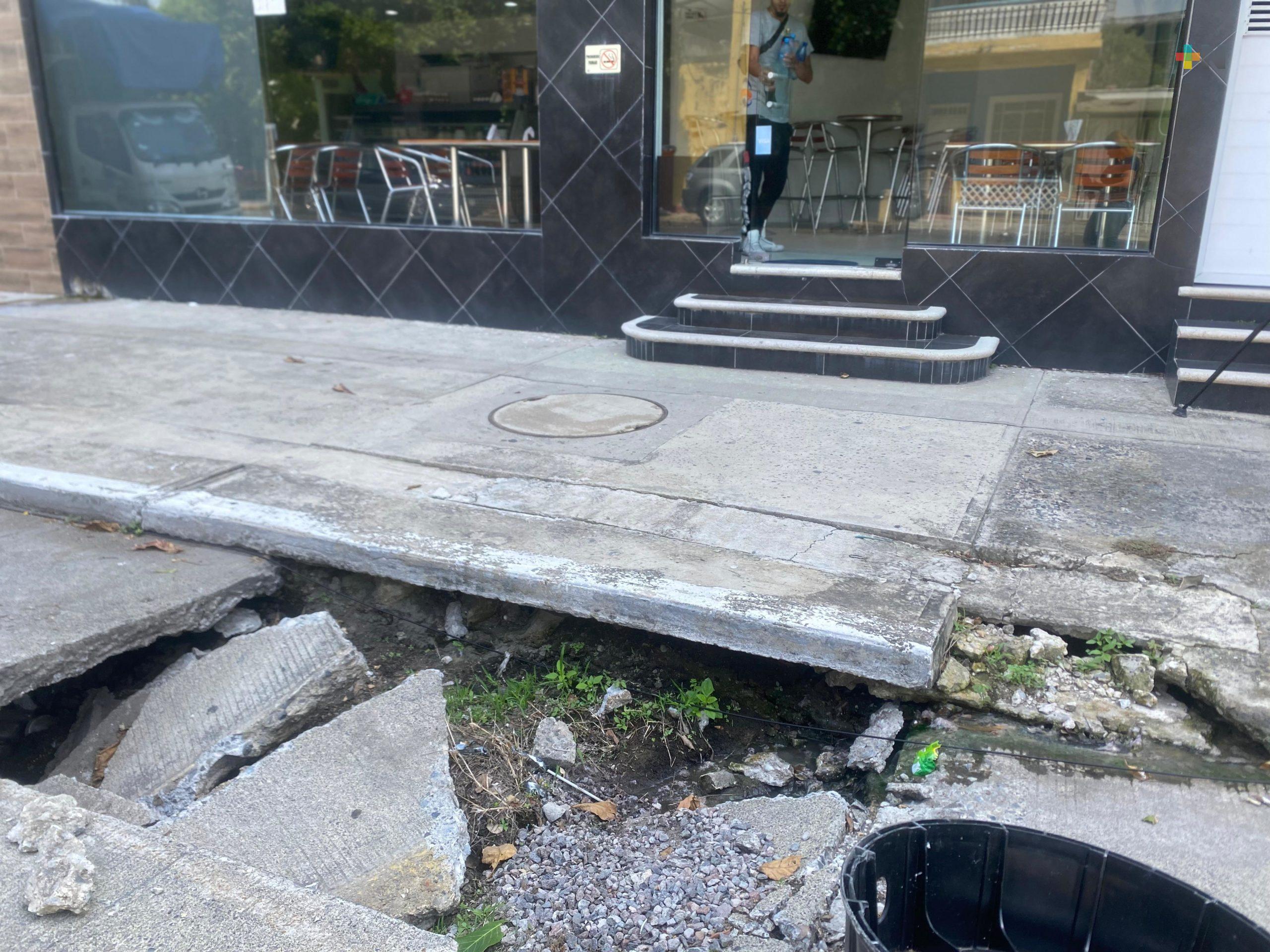 Hundimiento pone en peligro a ciudadanía en zona turística de Veracruz