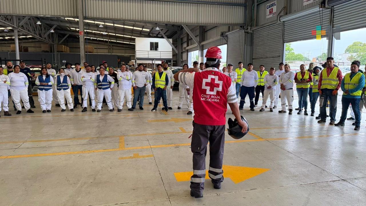 Celebra Cruz Roja Mexicana en Xalapa 100 años de actividad altruista