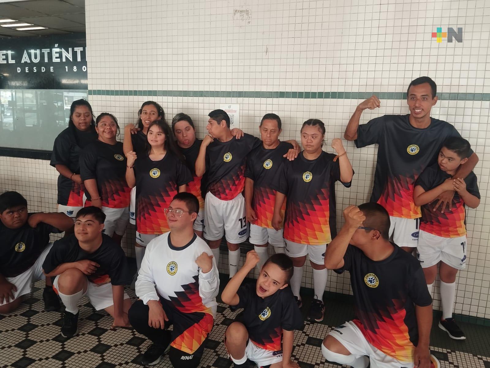 Equipos de Tabasco y Jalisco en torneo de futbol de la Fundación Síndrome de Down Veracruz