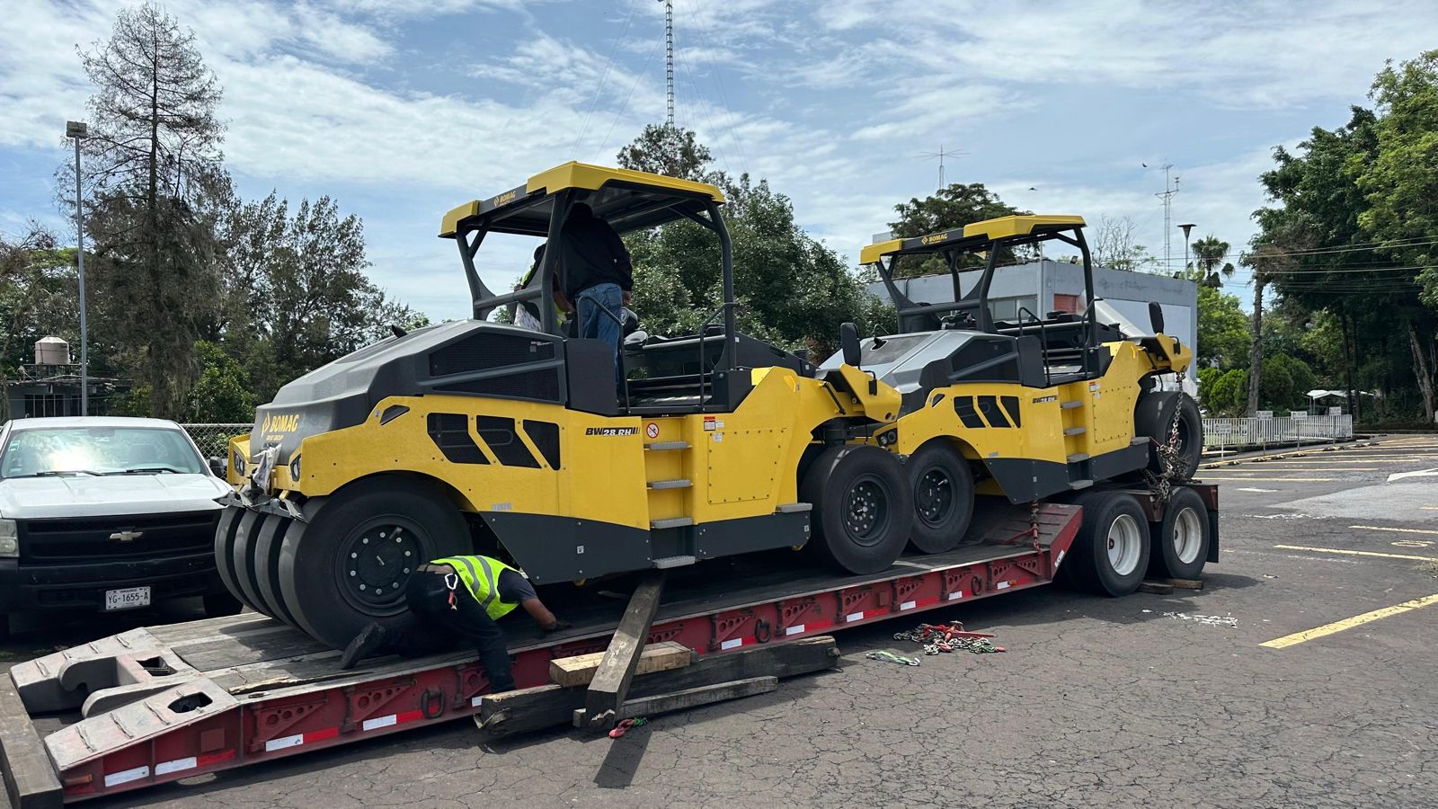 Veracruz de las primeras entidades en recibir trenes de pavimentación