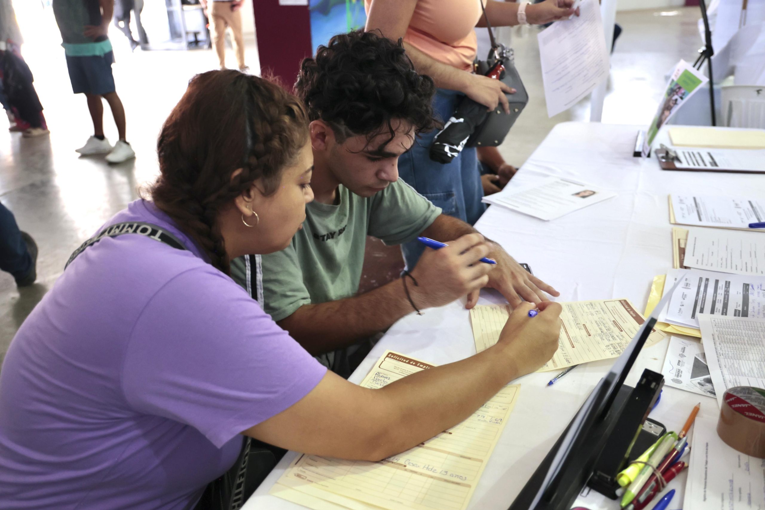 Ofertan más de 900 vacantes en Primera Feria Nacional de Empleo para las Juventudes en Pueblo Viejo