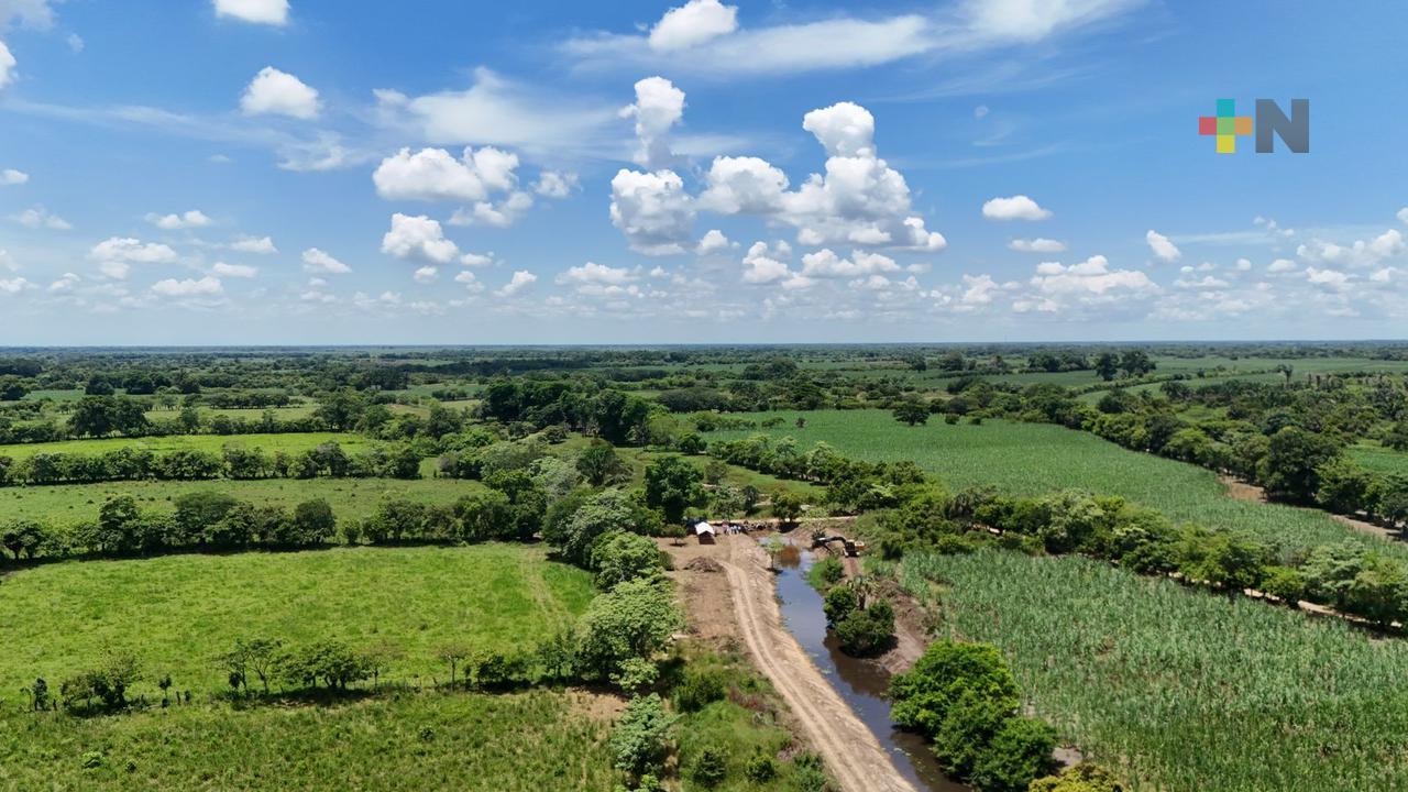 Tesechoacán impulsa obras hidráulicas clave para el campo