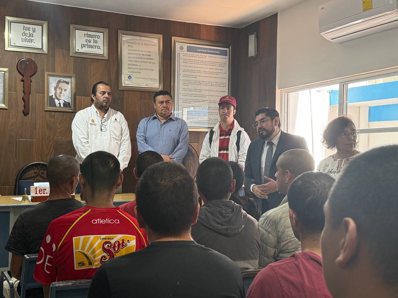 IVEA lleva educación a jóvenes y adultos en proceso de rehabilitación