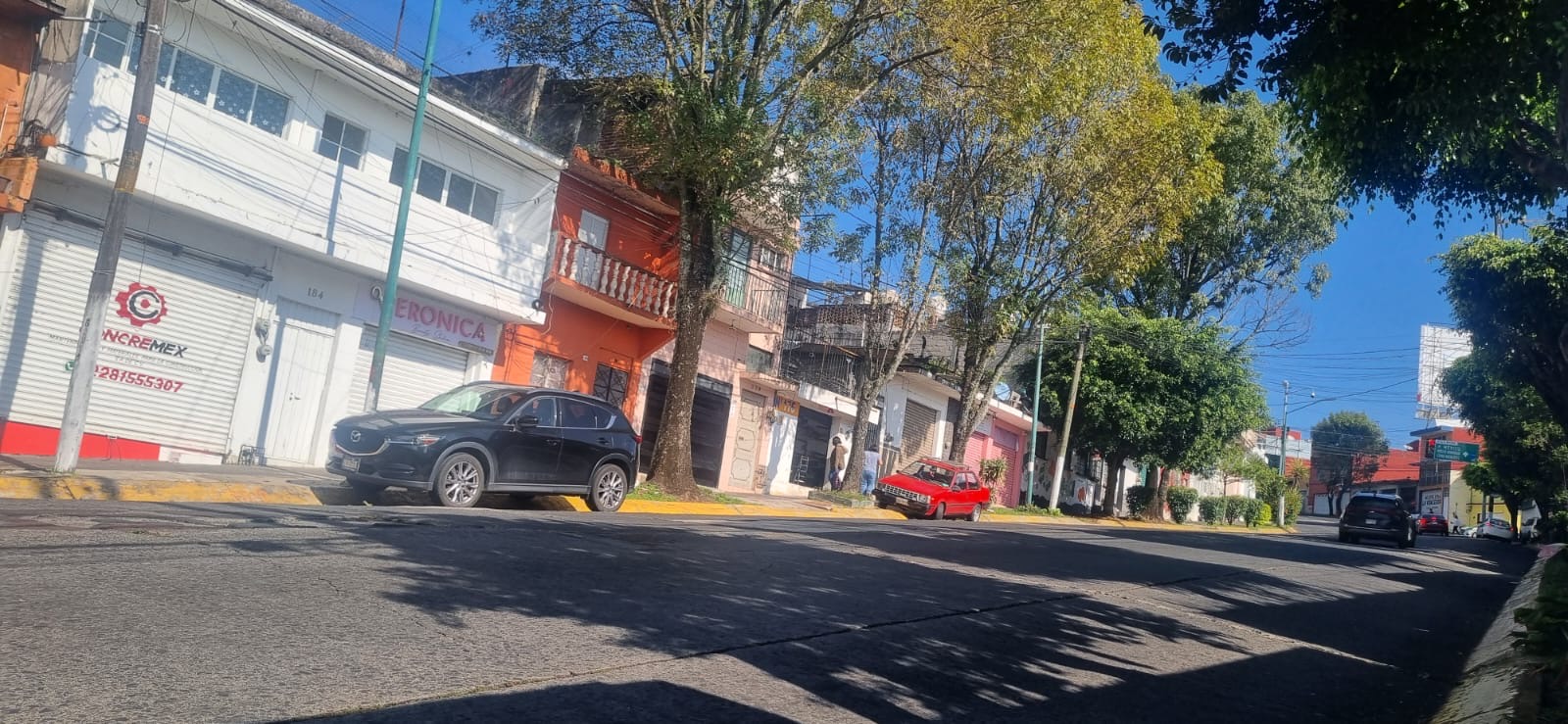 Cielo despejado a medio nublado, aumentando nublados y lluvias por la tarde noche