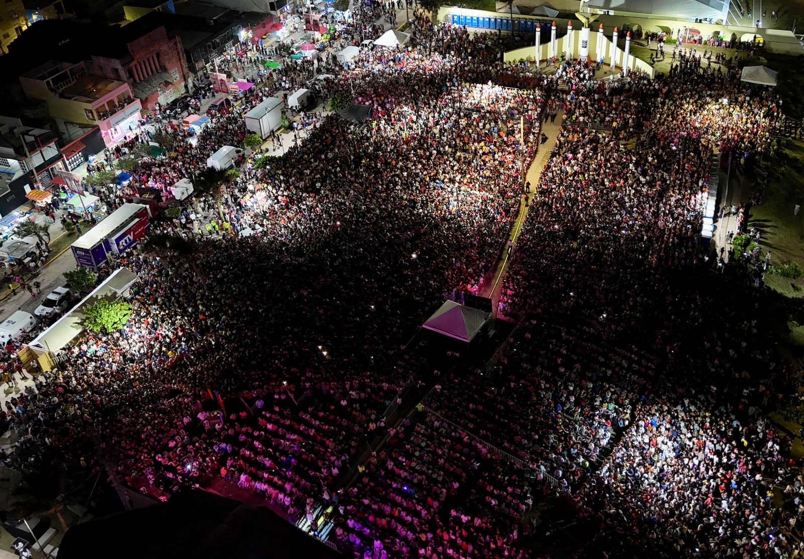 Espectacular cierre, más de 20 mil asistentes disfrutaron el Festival del Mar