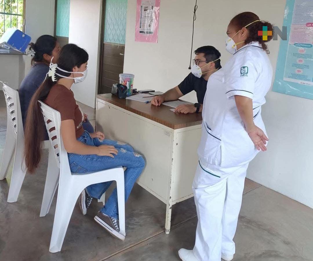 Continúa atención médica en Tatahuicapan por casos de diarrea y vomito