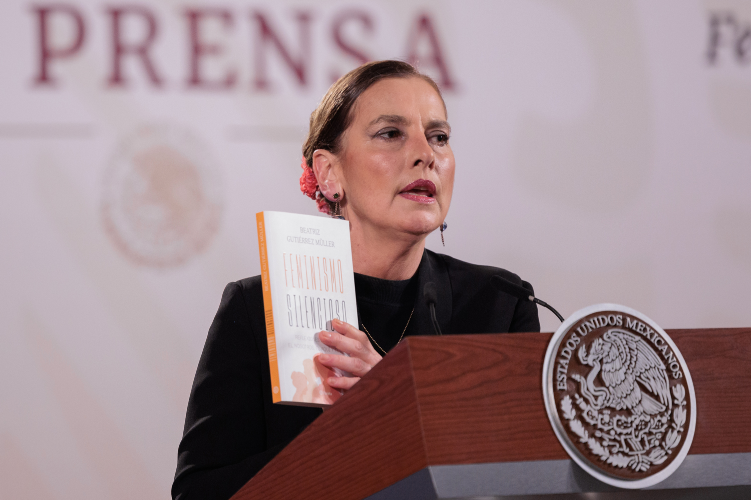 Gutiérrez Müller niega vivir en España