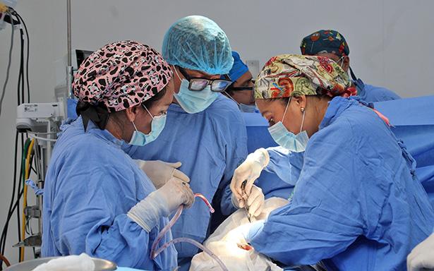 Realizó IMSS 30 trasplantes renales en cinco semanas en Hospital de Especialidades La Raza