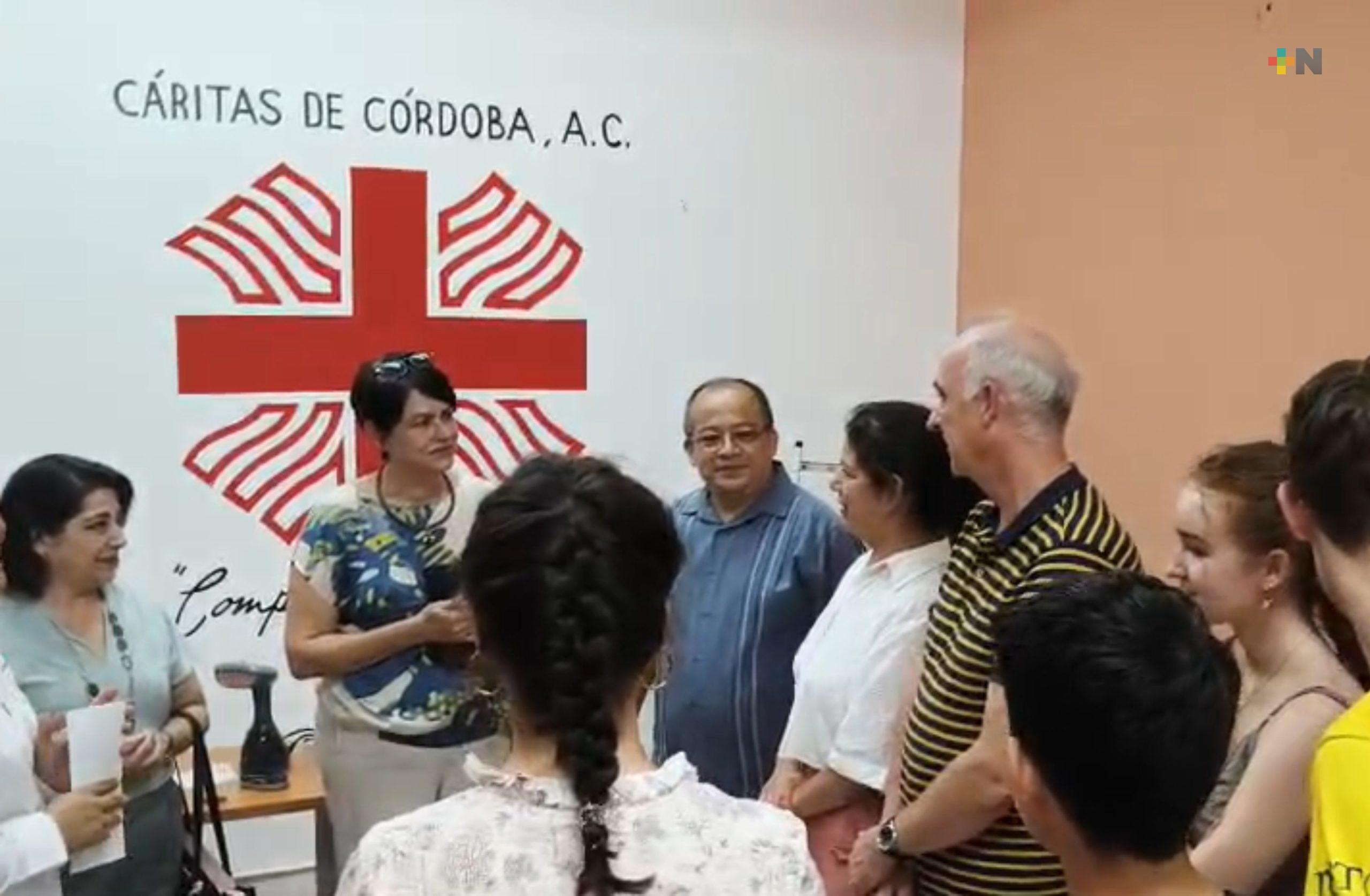 Dotan y capacitan a jóvenes de Córdoba en corte y confección