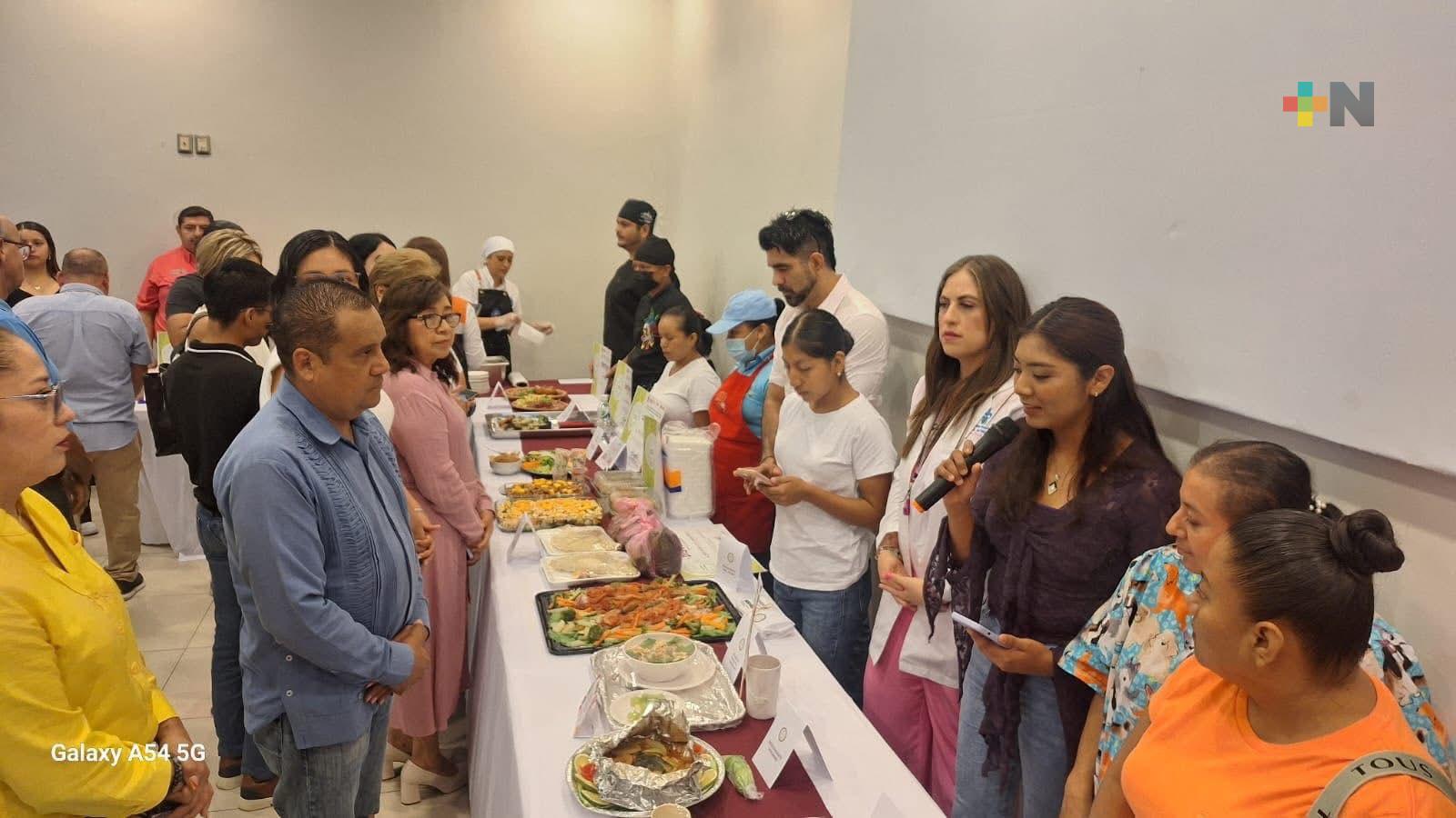 Entregan distintivos a comercios de Martínez por promover vida saludable