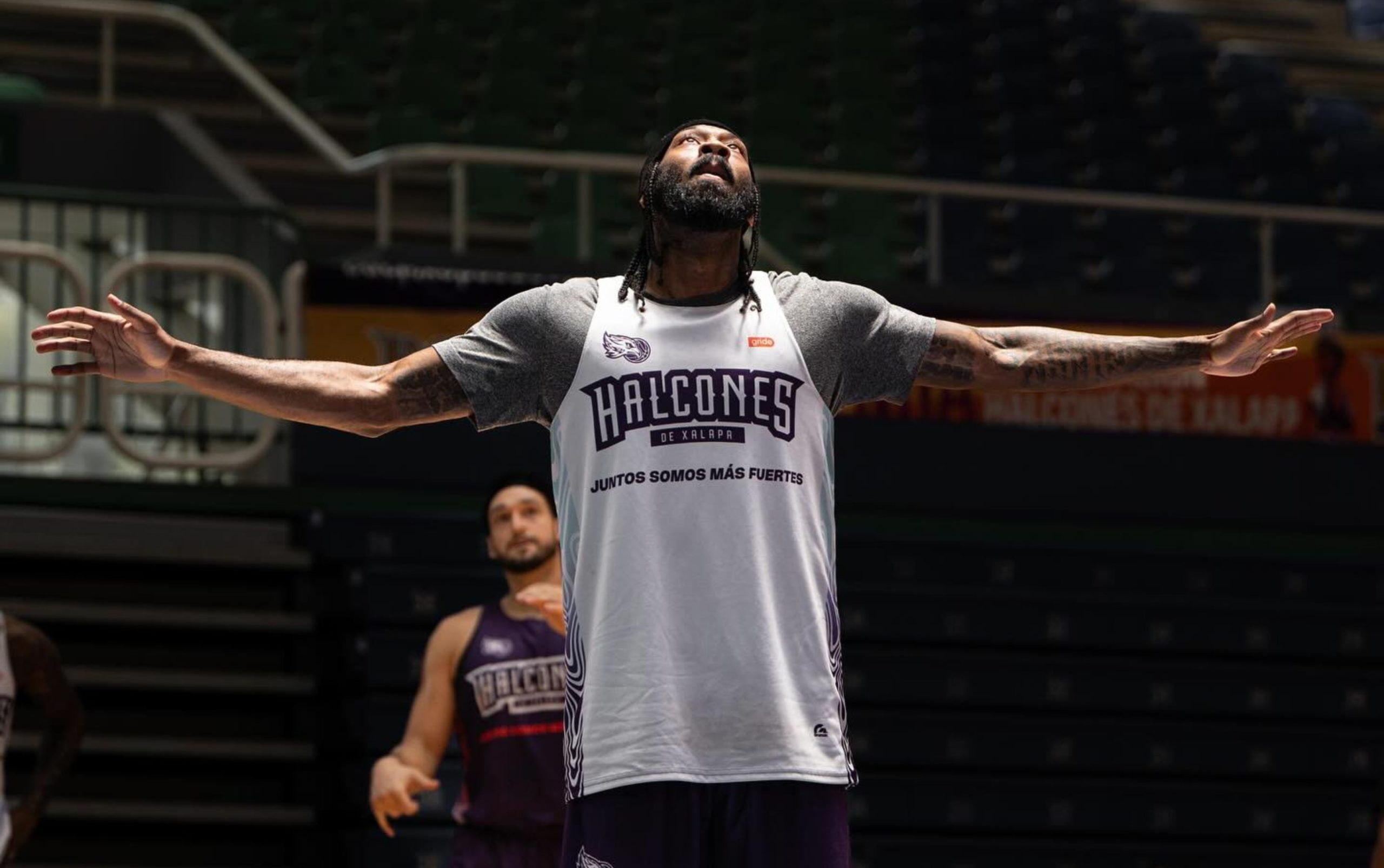 JJ Ávila y Donte Clark bajas en Halcones