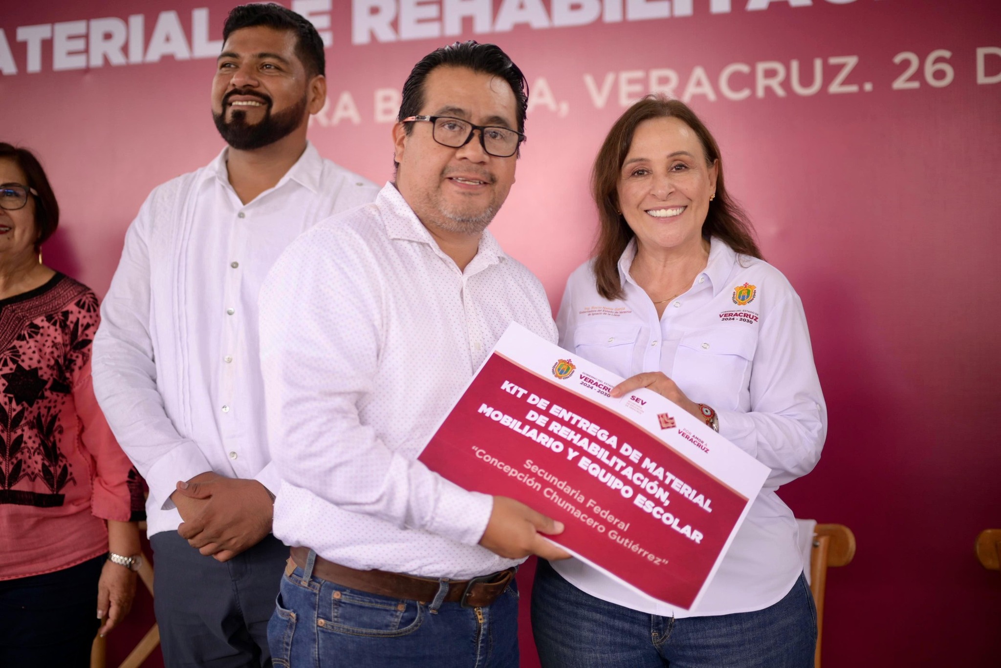 Un pueblo educado es un pueblo que avanza: Rocío Nahle