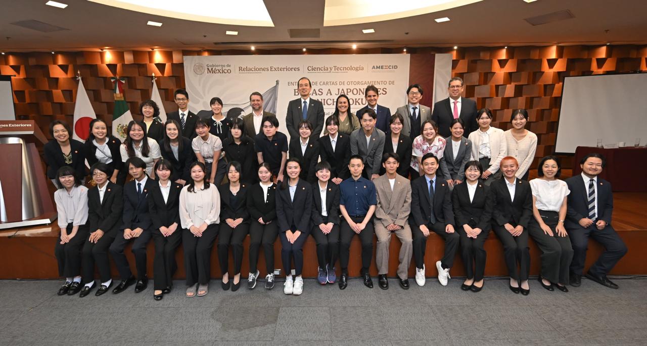 Fortalecen México y Japón amistad y cooperación con apoyos educativos que transforman vidas