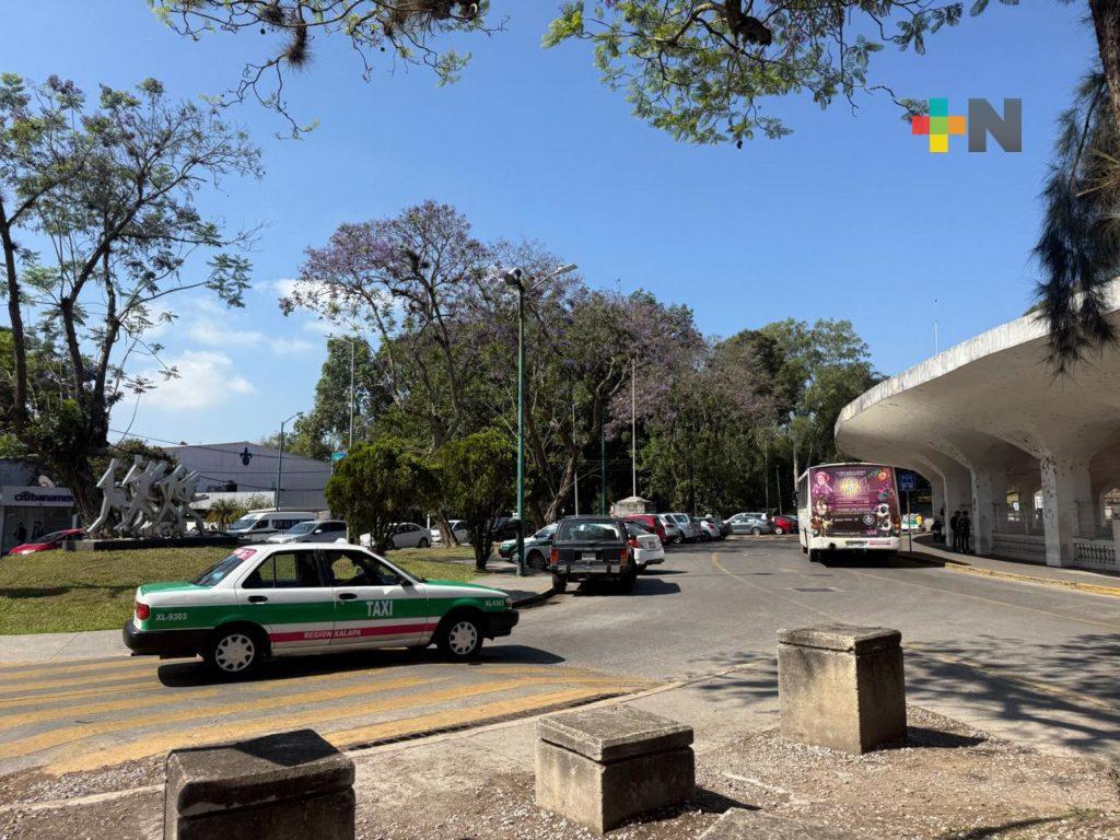 Cielo despejado a medio nublado aumentando los nublados y lluvias por la tarde noche