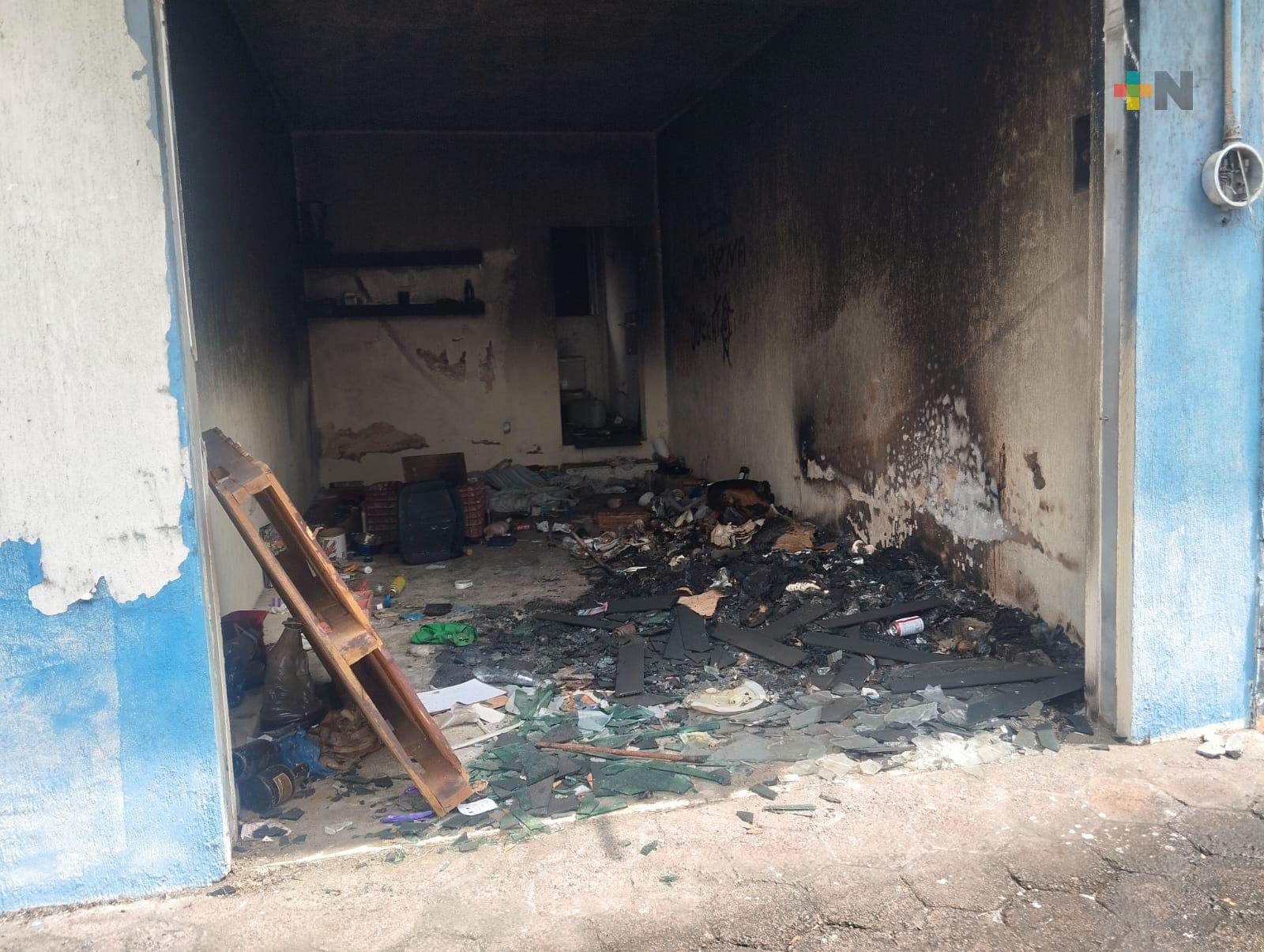 Inmueble abandonado provoca molestia a vecinos de Veracruz puerto