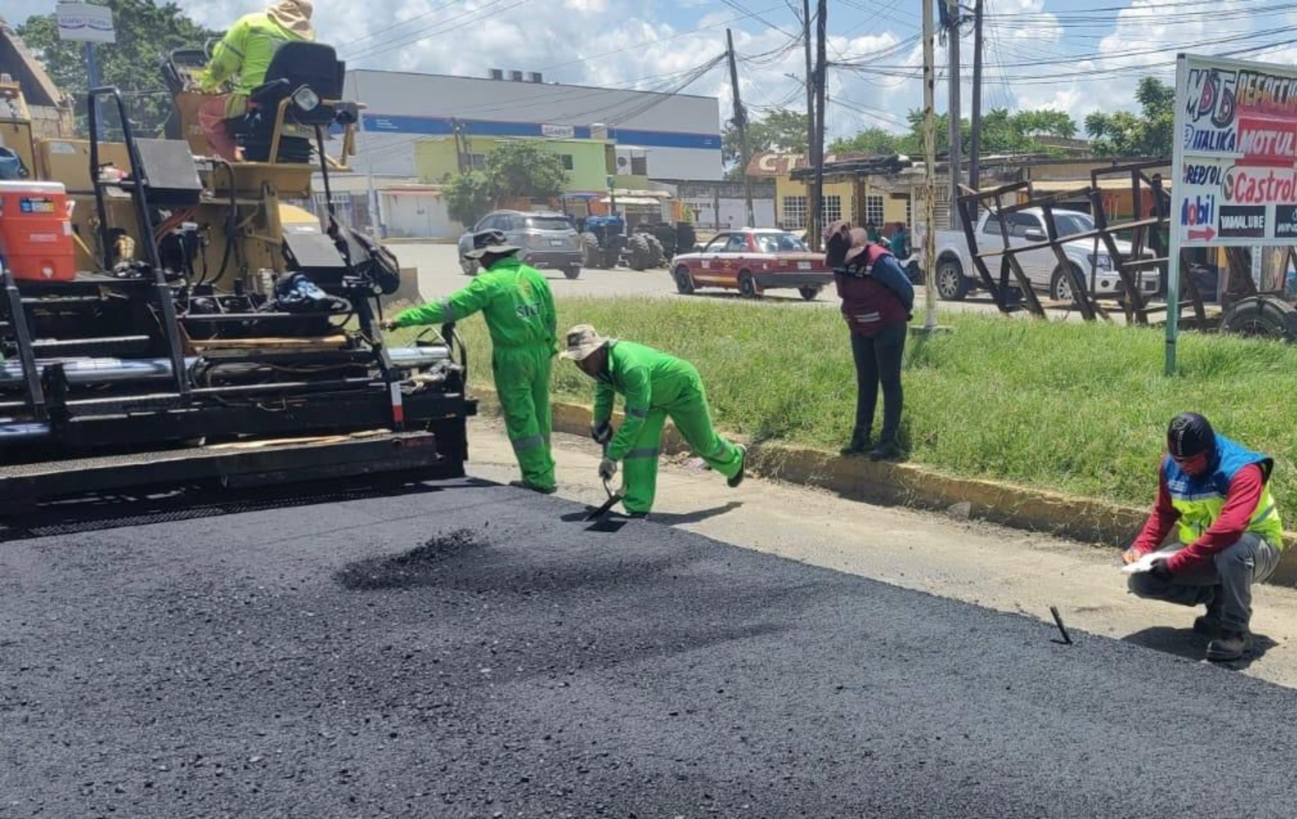 Inicia asfaltado en tramo de la carretera Alvarado-Tuxtepec: SICT