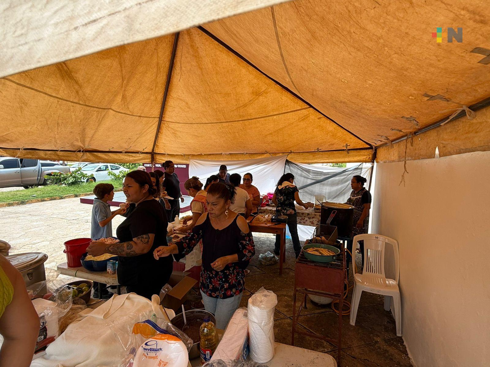 Asilo de Coatzacoalcos realiza kermés para recaudar fondos