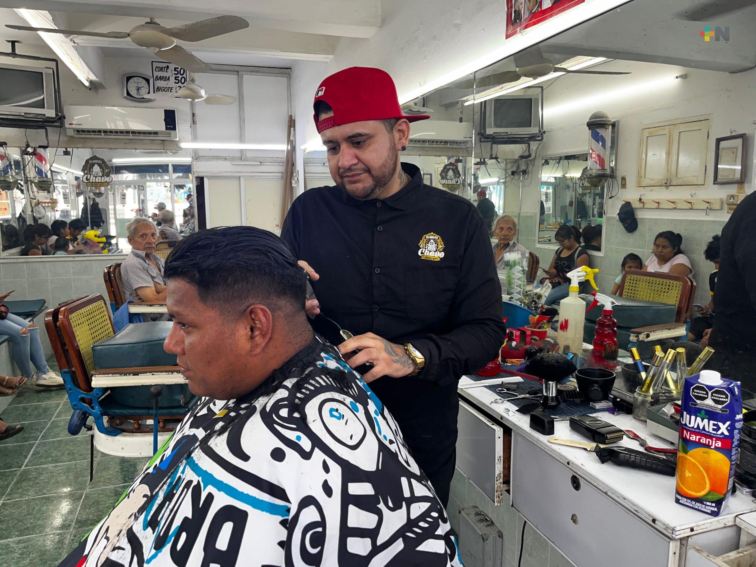 Día Internacional del Peluquero reconoce labor de quien se dedica a este oficio