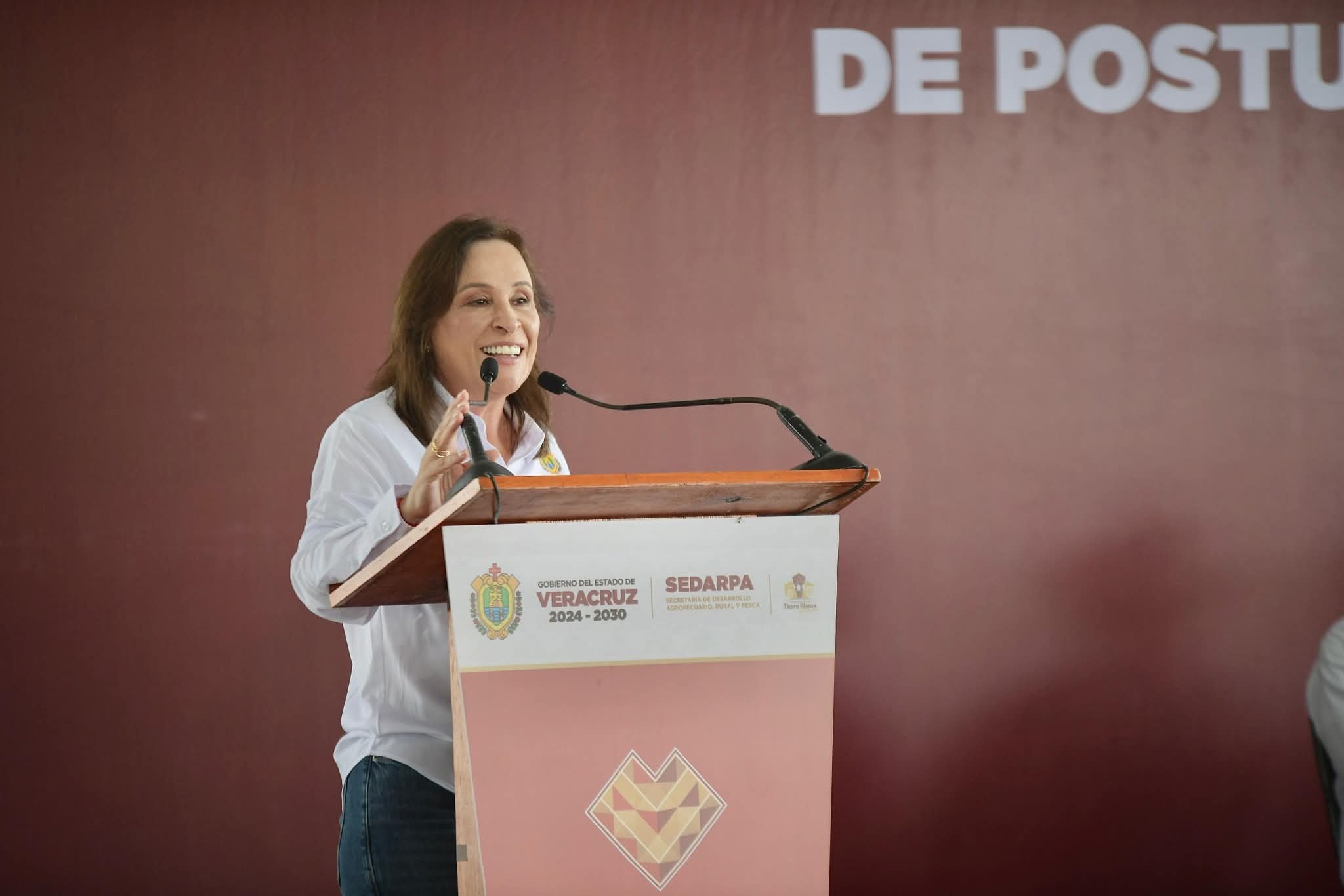Impulso a la economía circular con entrega directa de 5 mil módulos avícolas: Rocío Nahle