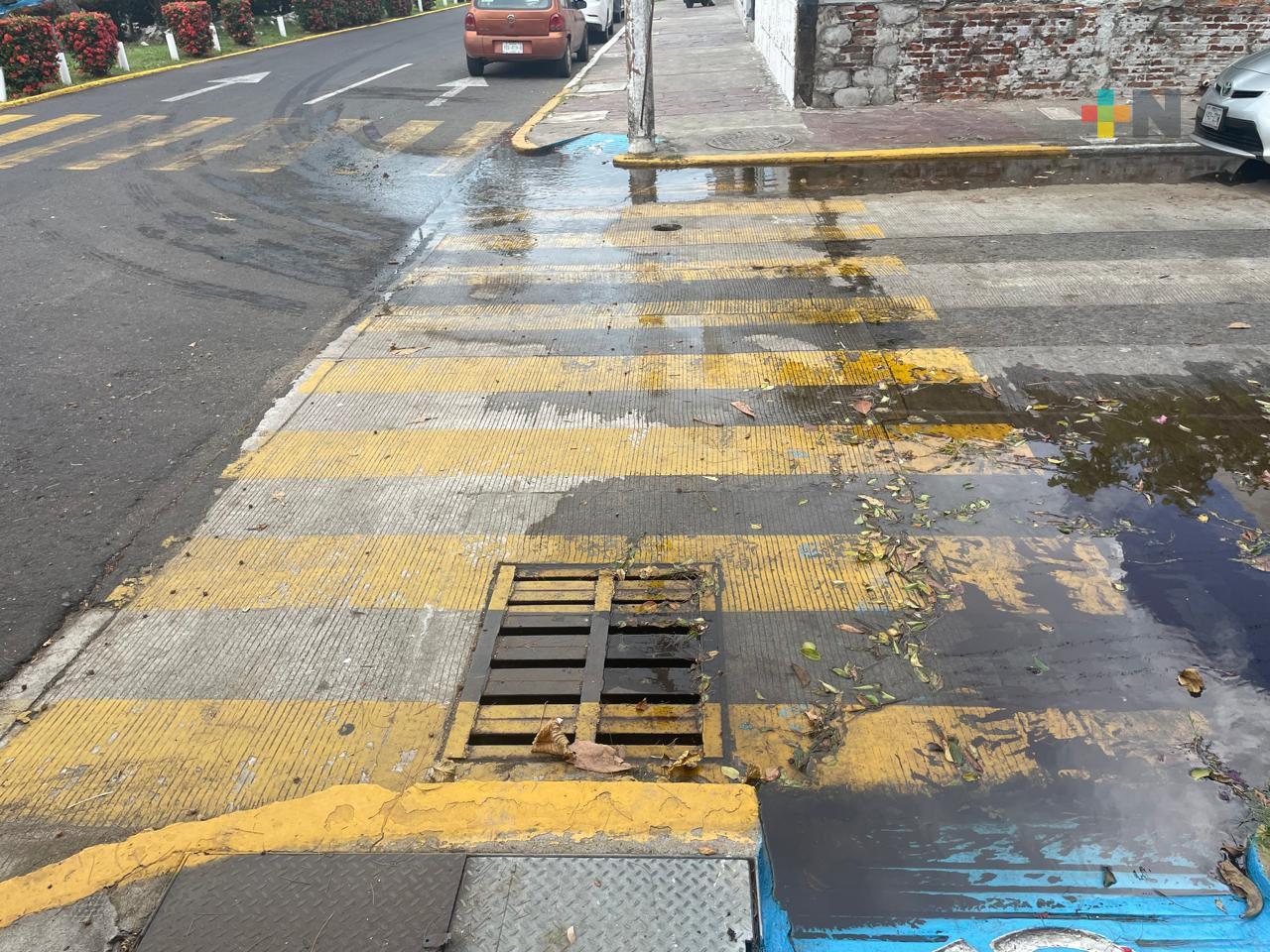 Residentes de fraccionamiento Reforma se quejan de agua estancada