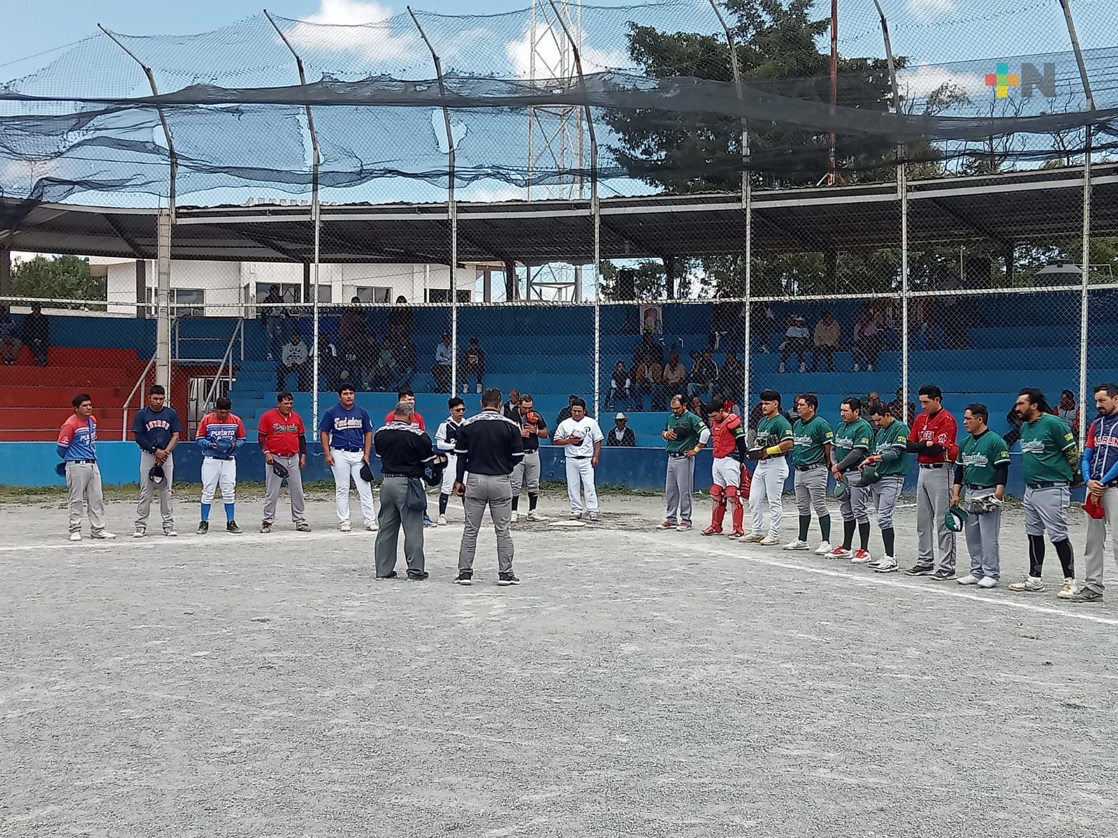 Tigres toman ventaja en final de beisbol de Alchichica