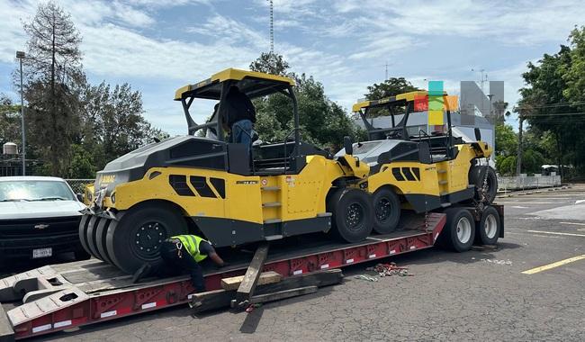 Llegó a Veracruz pavimentadora que permitirá prolongar vida útil de carreteras