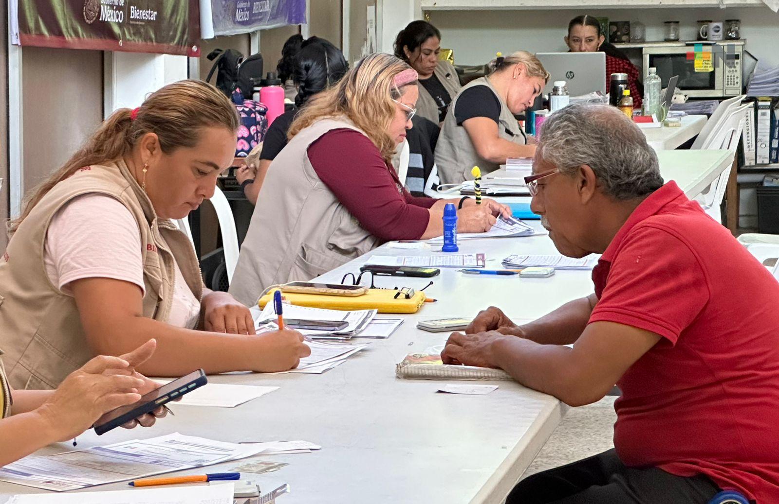 Alertan sobre fraudes que ofrecen falsos préstamos a adultos mayores con tarjeta del Inapam