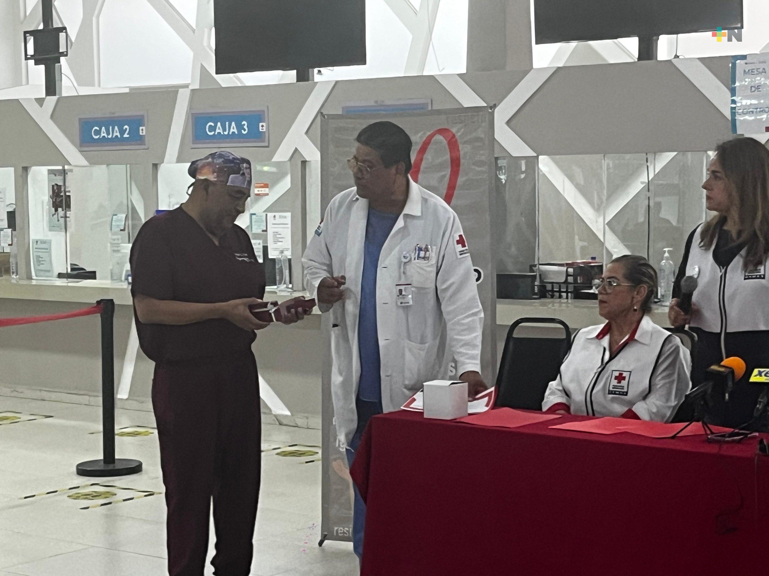 Cruz Roja realiza jornada de cirugías gratuitas de hernias en Veracruz puerto